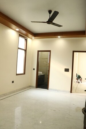 Room in 3.5 BHK Apartment at Anand Niketan – for Rent