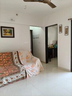 1 BHK + Pooja Room Apartment For Sale in Lodha Iris