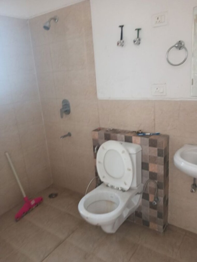 Bathroom, ats-allure 3 Bedroom 1350 Sq.Ft. Apartment In Sector 22d Yamuna Expressway Greater Noida 10383585