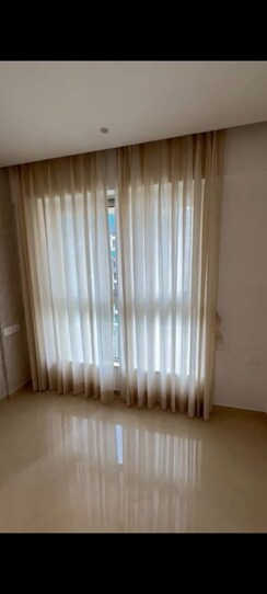 1 BHK + Extra Room Apartment For Sale in Hiranandani Highland