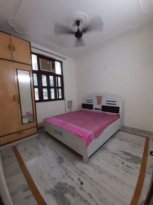 Bedroom in 2 BHK Builder Floor at Sector 56 – for Rent