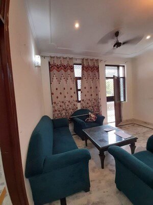 2 BHK Builder Floor For Rent in Sector 56