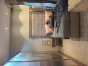 Kitchen in 3 BHK Apartment at Shapoorji Pallonji Sarova, Kandivali East – for Sale