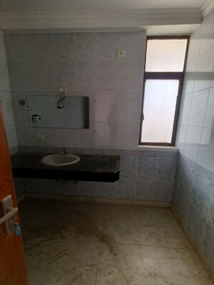 Kitchen in 3 BHK Builder Floor at Sector 42 – for Rent