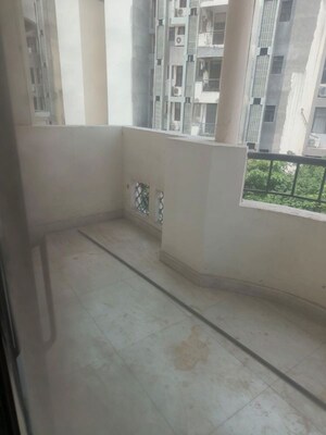 Balcony in 3 BHK Builder Floor at Sector 42 – for Rent