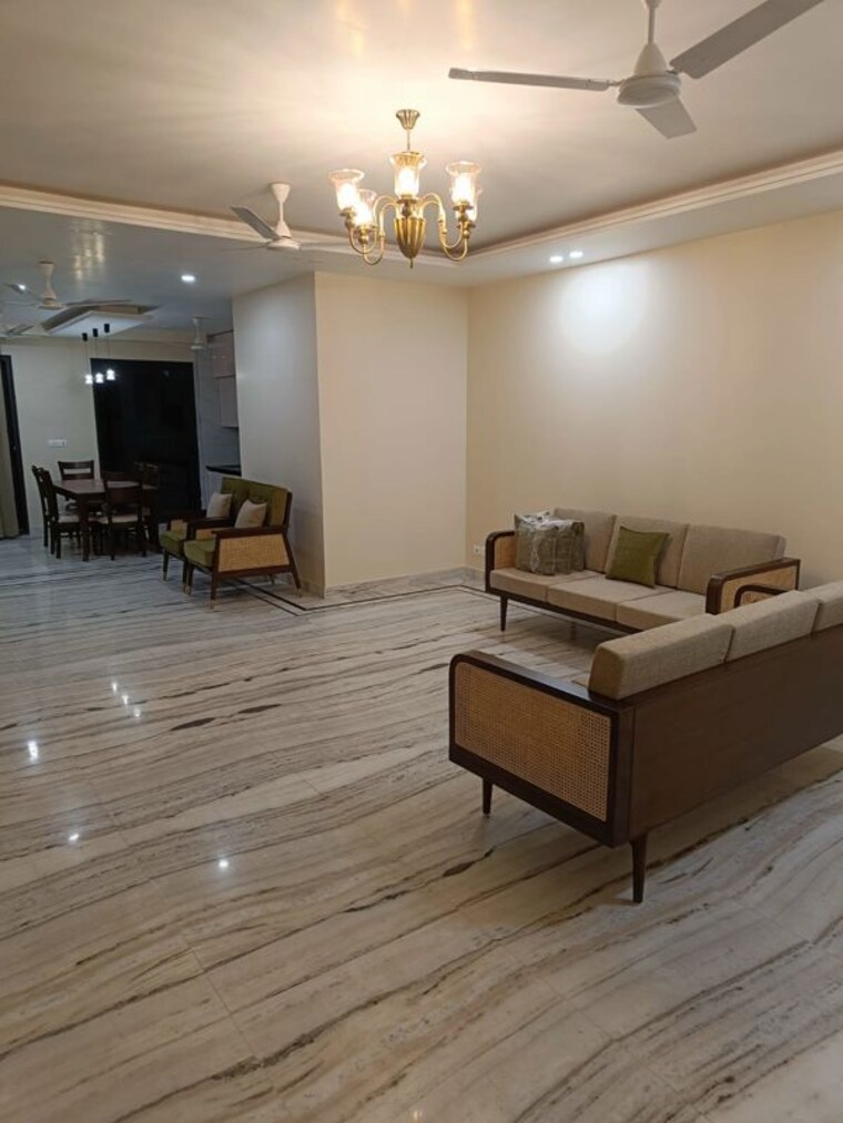 Living Room, sector 43 3 Bedroom 225 Sq.Yd. Builder Floor In Sector 43 Gurgaon 10383721