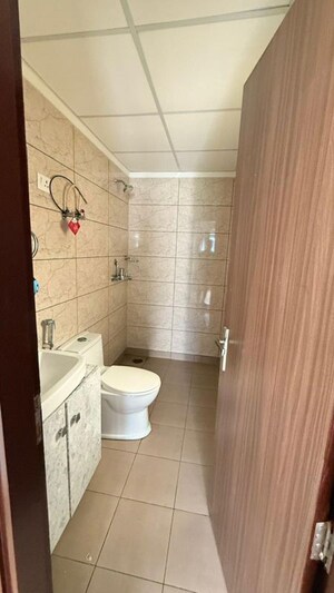 Bathroom in 2.5 BHK Apartment at Gulshan Botnia, Sector 144 – for Rent