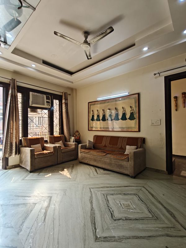 3 BHK Builder Floor For Sale in Vasundhara Sector 5