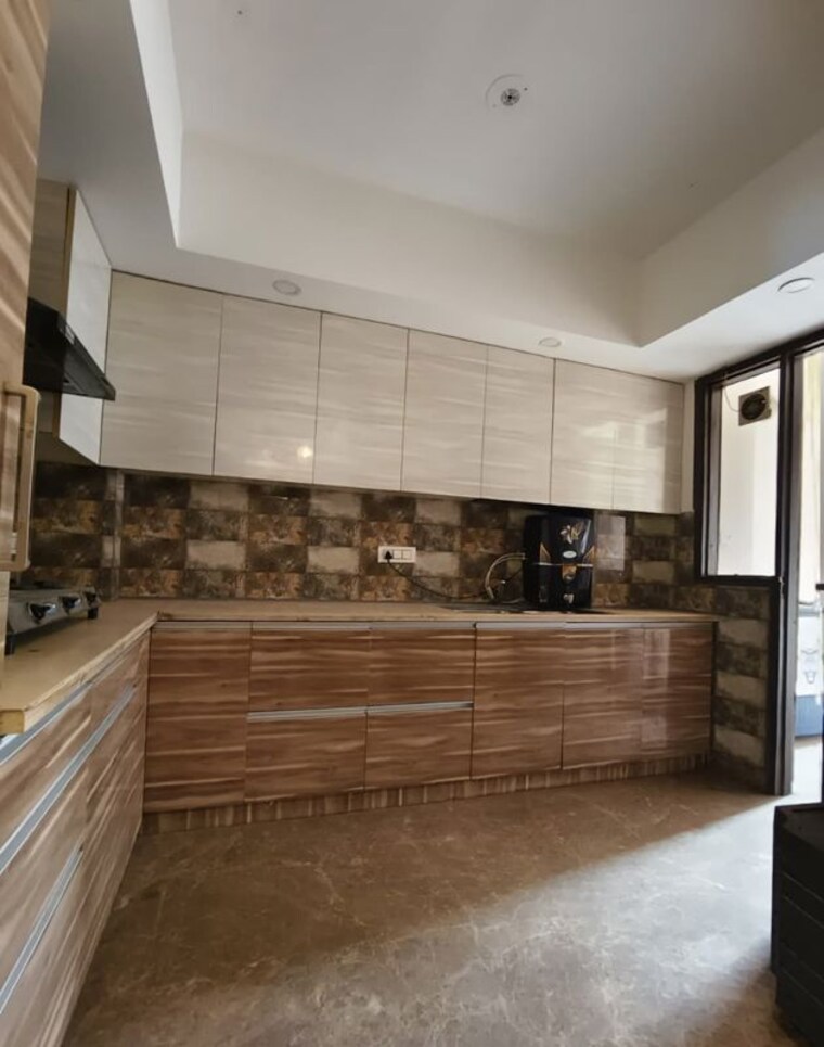 Kitchen, sector 43 3 Bedroom 263 Sq.Yd. Builder Floor In Sector 43 Gurgaon 10383753
