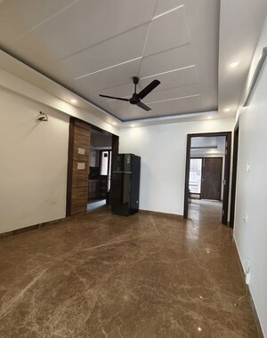 Room in 3 BHK Builder Floor at Sector 43 – for Rent