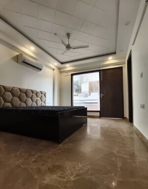 Kitchen in 3 BHK Builder Floor at Sector 43 – for Rent