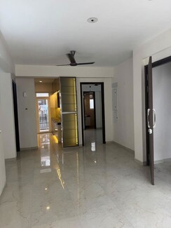 3.5 BHK + Pooja Room,Study Room,Basement Builder Floor For Rent in Smart World Gems