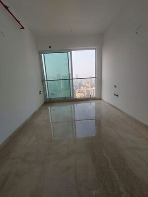 Room in 2 BHK Apartment at Byculla West – for Sale