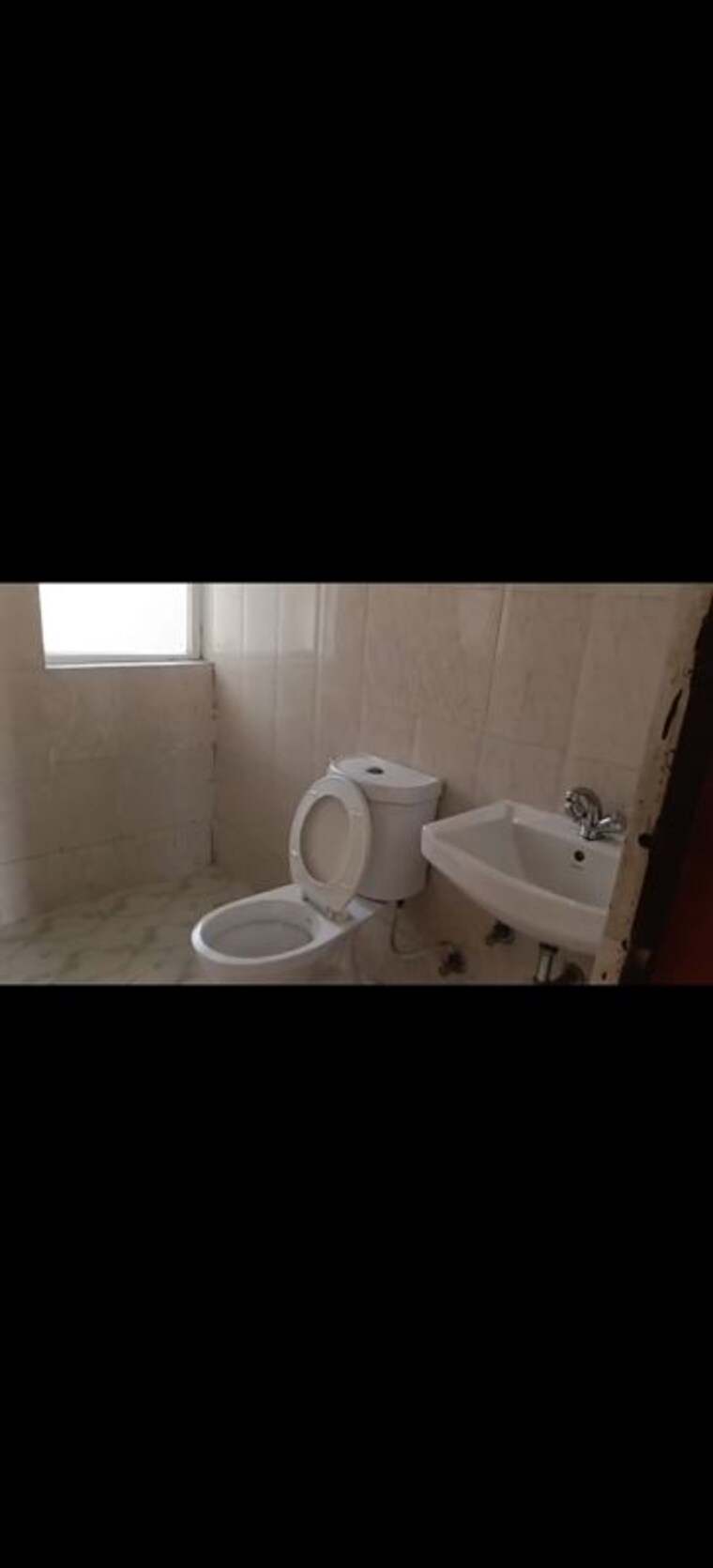Bathroom, amrapali-leisure-park 3 Bedroom 1730 Sq.Ft. Apartment In Amrapali Leisure Valley Greater Noida 10383817