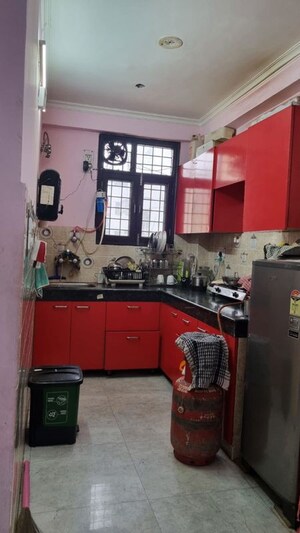 Kitchen in 2 BHK Builder Floor at Sector 46 – for Rent