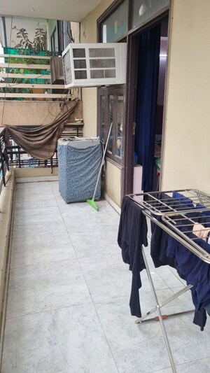 Balcony in 2 BHK Builder Floor at Sector 46 – for Rent