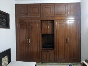 Room in 2 BHK Builder Floor at Alaknanda – for Rent