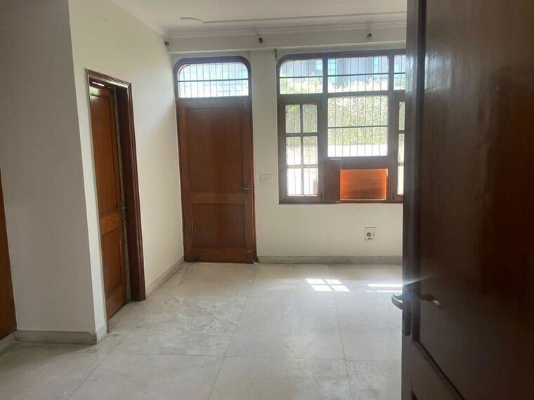 Room, sector 57 2 Bedroom 950 Sq.Ft. Builder Floor In Sector 57 Gurgaon 10383865