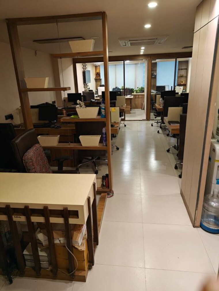 Gym, shivalik-shilp Commercial Office Space 1058 Sq.Ft. In Sanidhya Ahmedabad 10383890