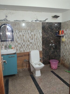 Bathroom in 2 BHK Apartment at Suncity Avenue 76, Sector 76 – for Sale