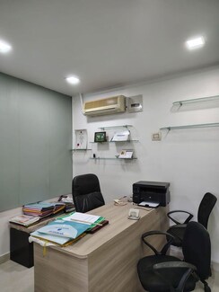 Office Space For Rent in Elgin