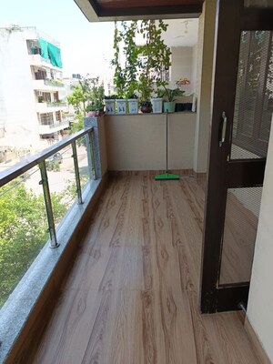 Balcony in 2 BHK Builder Floor at Sector 45 – for Rent