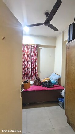 2.5 BHK + Study Room Apartment For Rent in Gaur City 2 - 11th Avenue