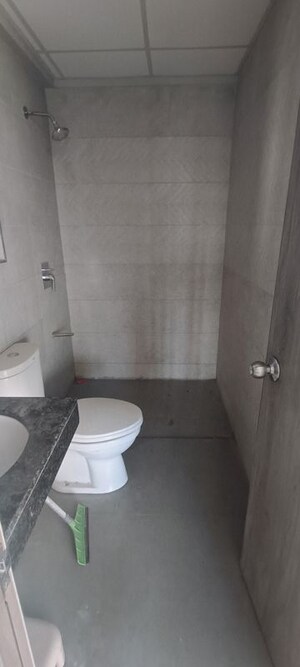 Bathroom in 2 BHK Apartment at Kalpataru Paramount A, Kapur Bawdi – for Sale