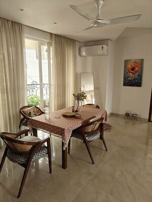 Gym in 3 BHK Builder Floor at BPTP Amstoria, Sector 102 – for Sale