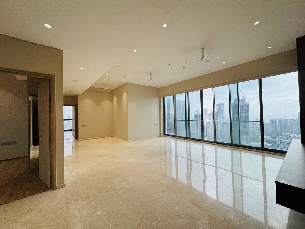 4 BHK + Servant Room,Study Room Apartment For Rent in Rustomjee Crown