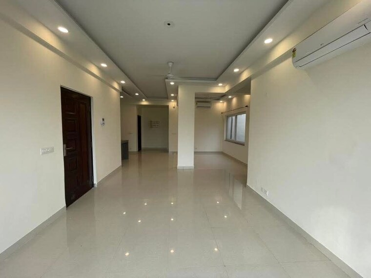 Room, bptp-amstoria 3 Bedroom 300 Sq.Yd. Builder Floor In Sector 102 Gurgaon 10384068