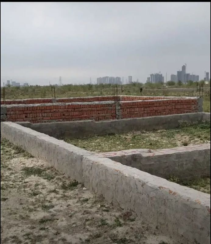 Plot For Sale in 3C Lotus City