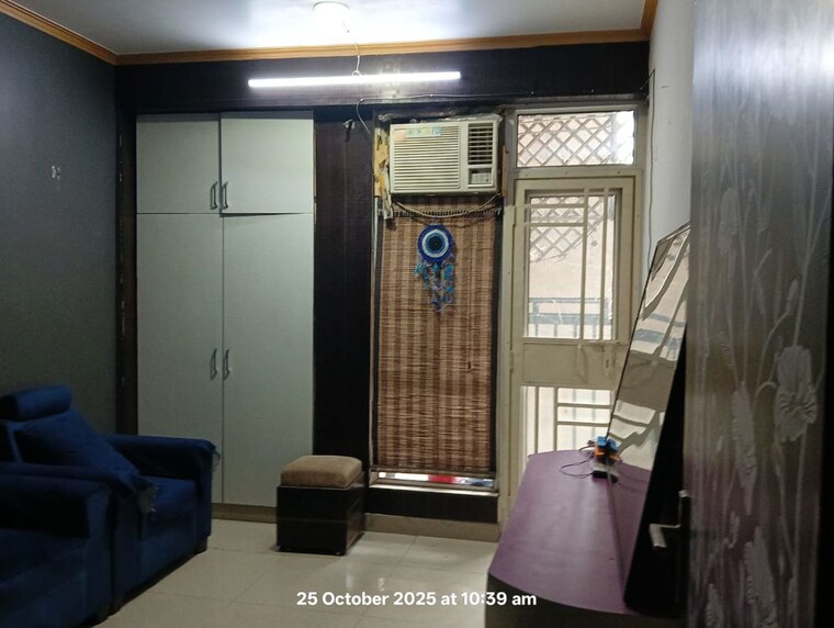 Living Room, galaxy-north-avenue 4 Bedroom 1850 Sq.Ft. Apartment In Gaur City 1 Greater Noida 10384083