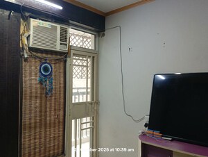 Furnished Amenities in 4 BHK Apartment at Galaxy North Avenue, Gaur City 1 – for Rent