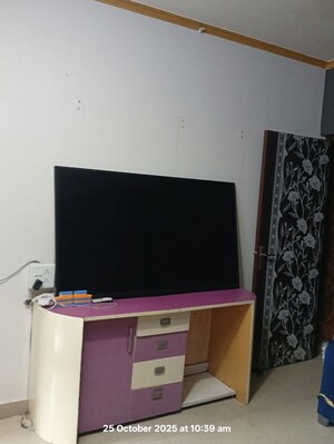 Furnished Amenities in 4 BHK Apartment at Galaxy North Avenue, Gaur City 1 – for Rent