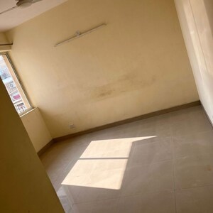 Room in 5 BHK Apartment at The Sigma Apartments, Sector 65 – for Sale