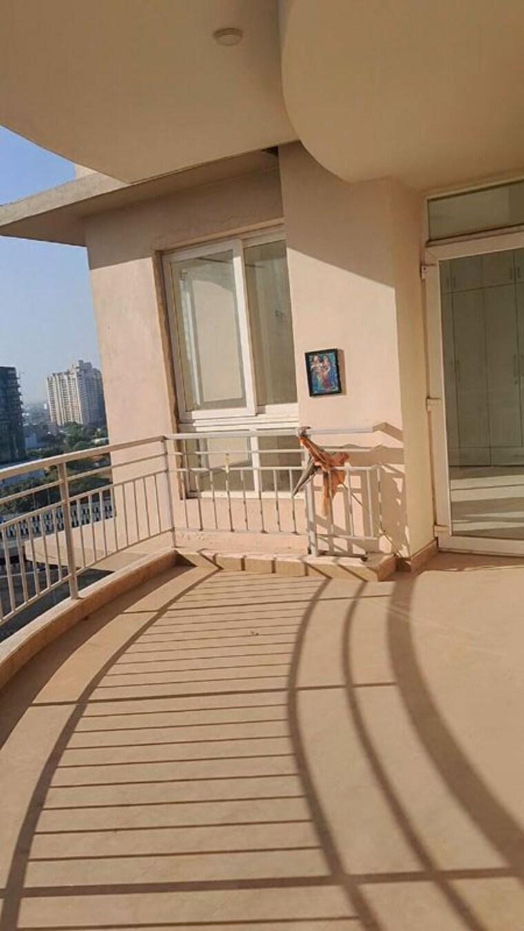 Balcony, indiabulls-enigma 4 Bedroom 3400 Sq.Ft. Apartment In Sector 110 Gurgaon 10384073