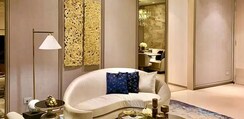 4 BHK + Servant Room Apartment For Rent in Rustomjee Crown