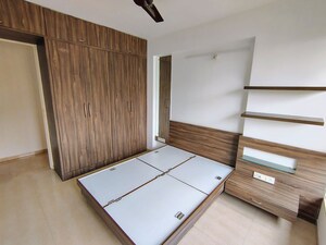 Room in 2 BHK Apartment at Hiranandani Estate Villa Royale, Ghodbunder Road – for Sale