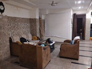 Living Room in 2 BHK Builder Floor at Tigra – for Rent