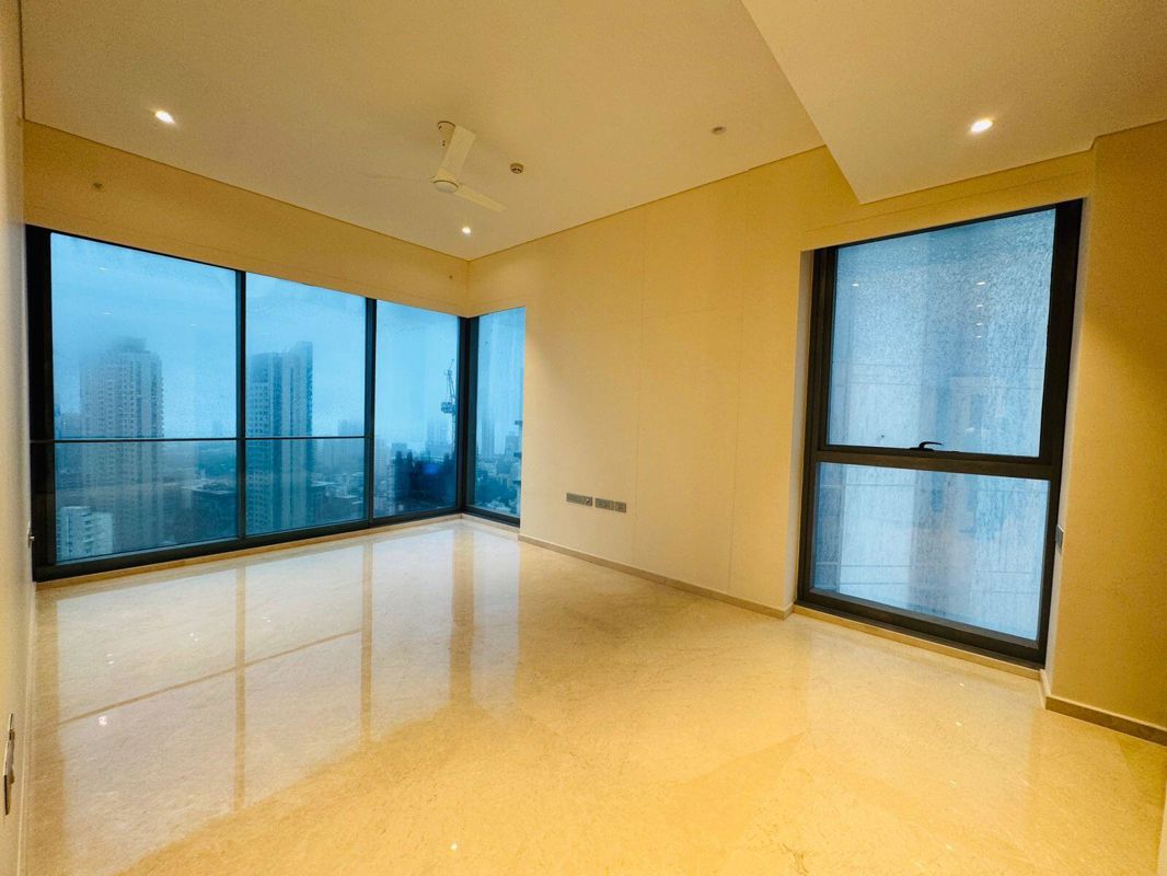 4 BHK + Servant Room,Study Room Apartment For Rent in Rustomjee Crown