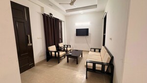 Team Area in 3 BHK Builder Floor at Sector 57 – for Rent