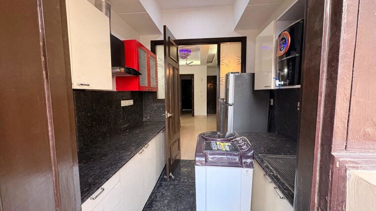Kitchen, sector 57 3 Bedroom 2000 Sq.Ft. Builder Floor In Sector 57 Gurgaon 10384125