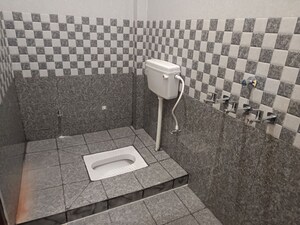Bathroom in 1.5 BHK Independent House at Ahmamau – for Rent