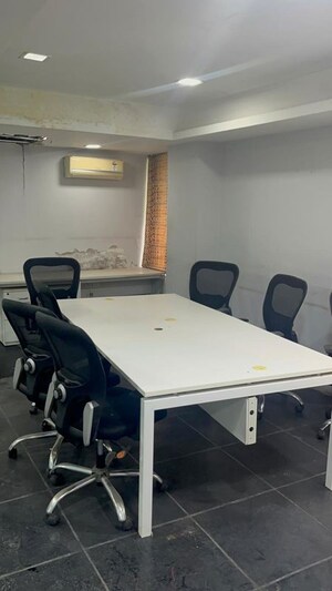  Office Space For Rent in Navrangpura