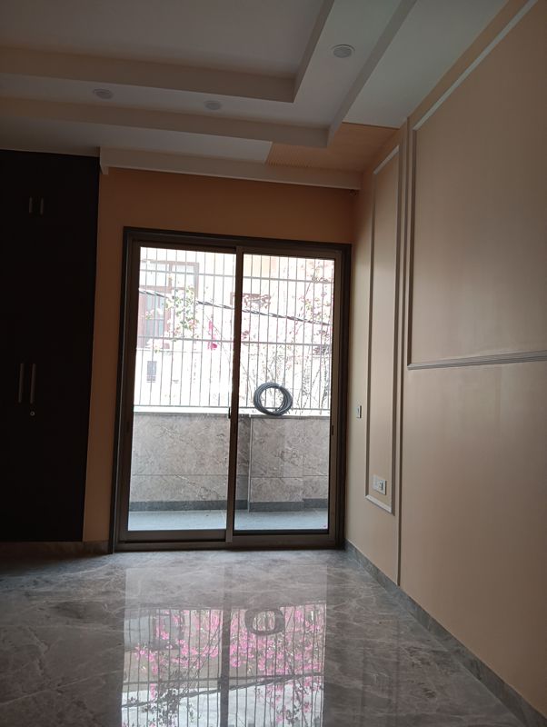 4 BHK + Pooja Room,Servant Room Builder Floor For Sale in Green Park Extension