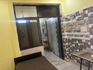 Kitchen in 1 BHK Apartment at Sector 33 – for Rent