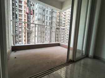 3 BHK + Store Room 965 Sq.Ft. Apartment in Lodha Amara Tower 49 and 50