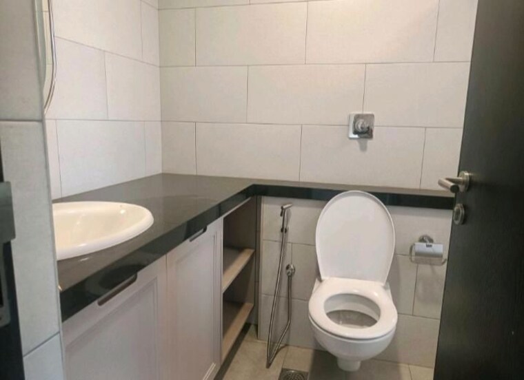 Bathroom, sobha-city-gurgaon 3 Bedroom 2072 Sq.Ft. Apartment In Sector 108 Gurgaon 10384216