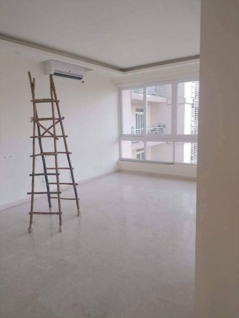 Room, indiabulls-enigma 4 Bedroom 3350 Sq.Ft. Apartment In Sector 110 Gurgaon 10384229
